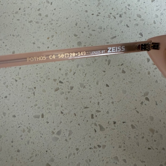 Zeus+Dione Pothos Sunglasses / Pink main image 5